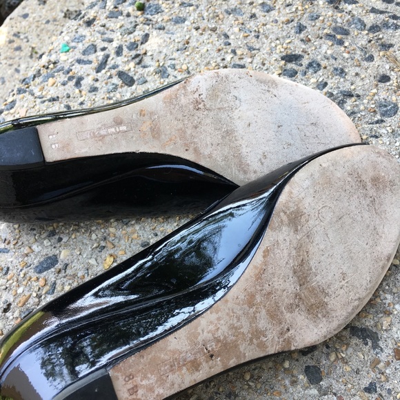 Cole Haan Air Tali 8B Black Patent Leather  Wedge - Picture 4 of 8